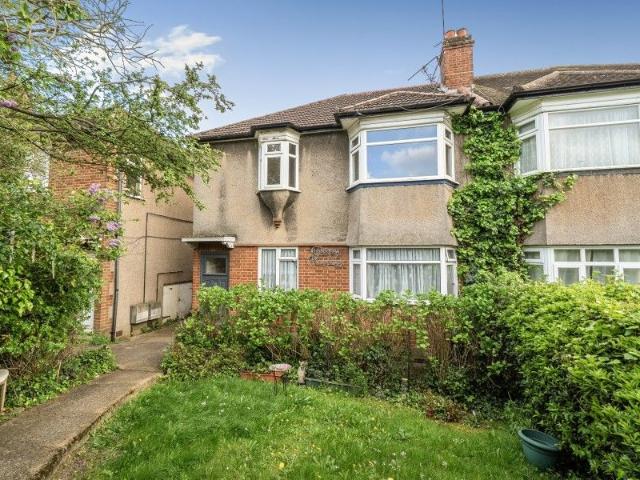 Woodgrange Close, Kenton, Harrow HA3, 2 bed maisonette to rent, £1,700 pcm | PrimeLocation