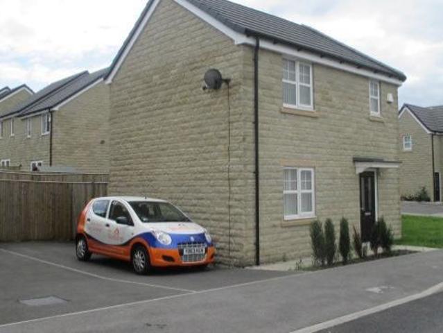 Woodend Crescent, Shipley BD18, 3 bed semi detached house to rent, £950 pcm | PrimeLocation