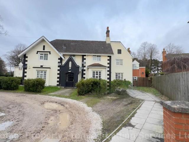 Woodend Lane, Gravelly Hill, B24 8BD, United Kingdom | 2 bed apartment for rent #137018461 | Rentberry