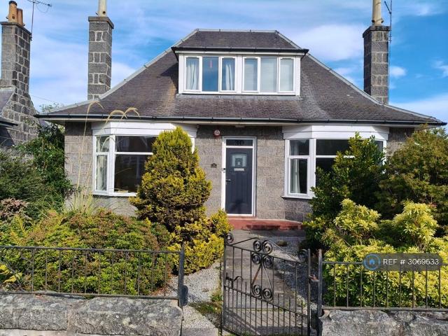 Woodend Place, Aberdeen, AB15 3 bed detached house to rent £1,795 pcm £414 pw