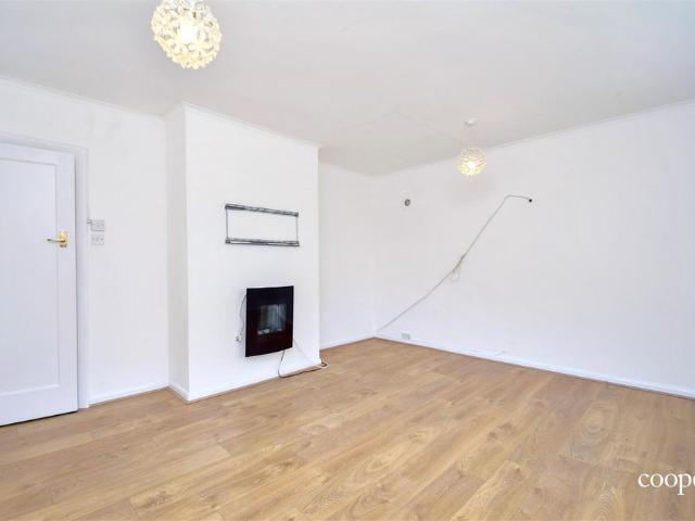 Woodford Crescent, Pinner, HA5