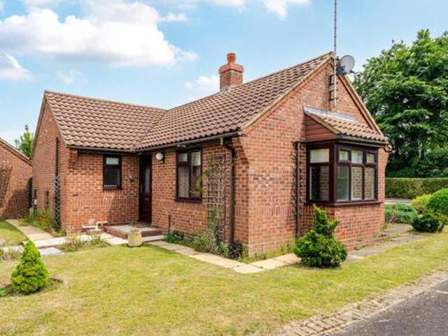 Woodfield Road, Holt, 3 Bedroom Detached