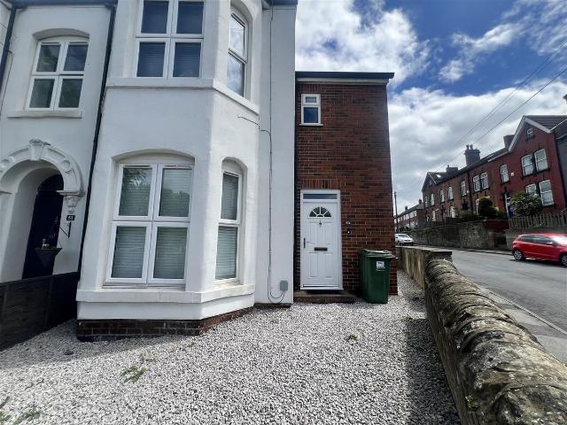 Woodhouse Hill Road, Leeds LS10, 2 bed flat to rent, £1,348 pcm | PrimeLocation