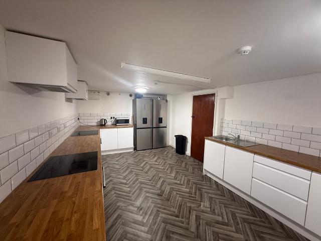 Woodhouse Road, Mansfield NG18, Room to rent, £575 pcm | PrimeLocation