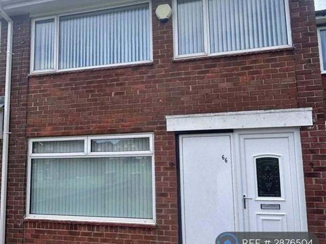 Woodhorn Drive, Choppington, NE62 3 bed terraced house to rent £850 pcm £196 pw