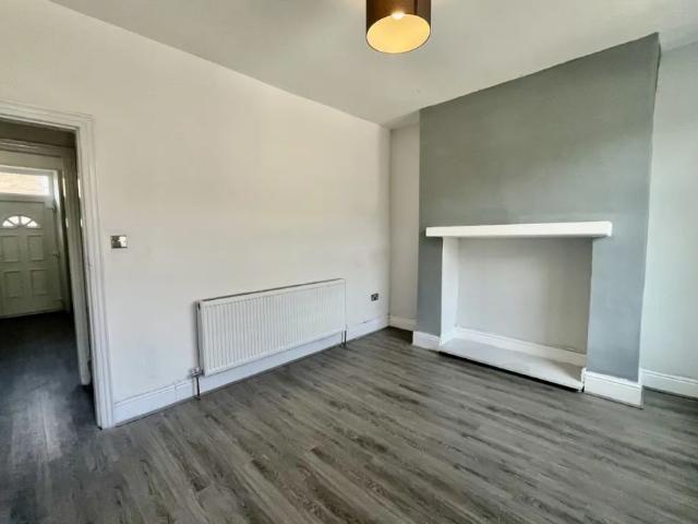 Woodhall Terrace
