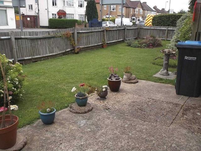 Woodham Lane, New Haw, Addlestone KT15, 2 bed maisonette to rent, £1,475 pcm | PrimeLocation