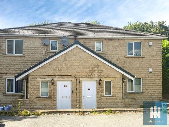 Woodhead Road, Lockwood, Huddersfield HD4, 2 bed flat to rent, £700 pcm | PrimeLocation