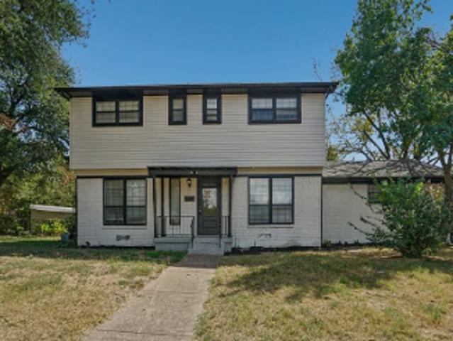 Woodhue Cir