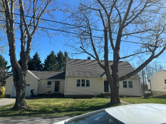 Woodlawn Cir