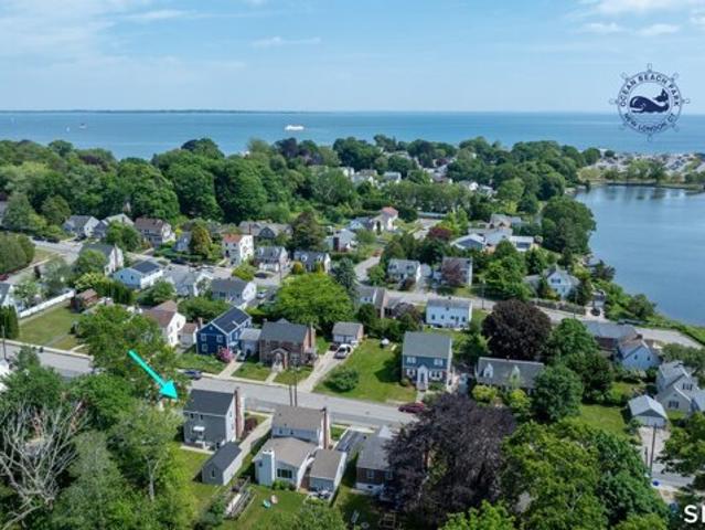 Woodlawn Rd, New London, Home For Sale