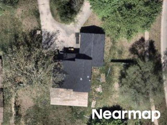 Woodlake Dr