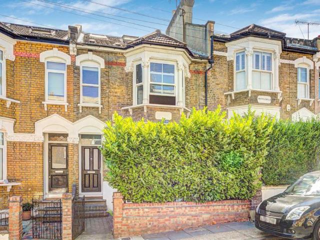 Woodland Terrace, London SE7 5 bed terraced house to rent £3,150 pcm £727 pw