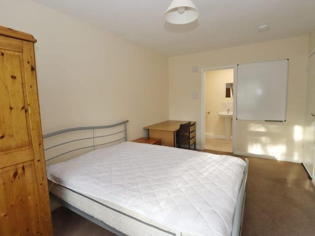 Woodland Way, Canterbury CT2, Studio to rent, £675 pcm | PrimeLocation