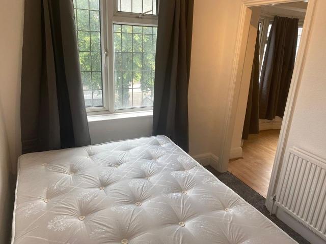 Woodland Way, London, NW7