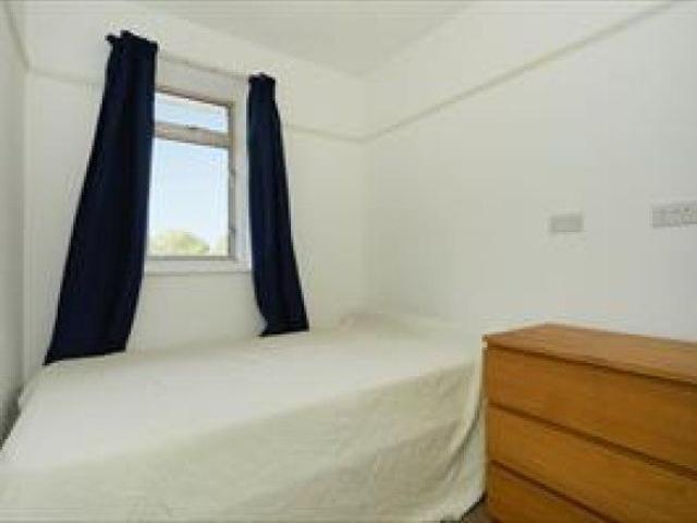 Woodland Way, London, Greater London CR4, 4 bed terraced house to rent, £901 pppm | PrimeLocation