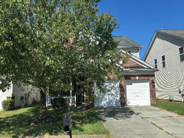 Woodland Commons Dr