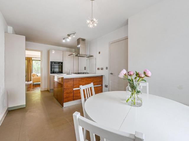 Woodland Crescent, Greenwich, London. 4 bed terraced house to rent £4,350 pcm £1,004 pw