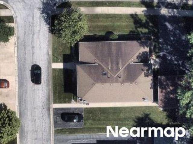 Woodland Dr