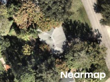 Woodland Dr