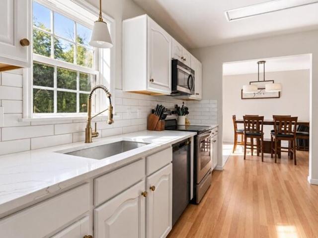 Woodland Hts, Grantham, Home For Sale