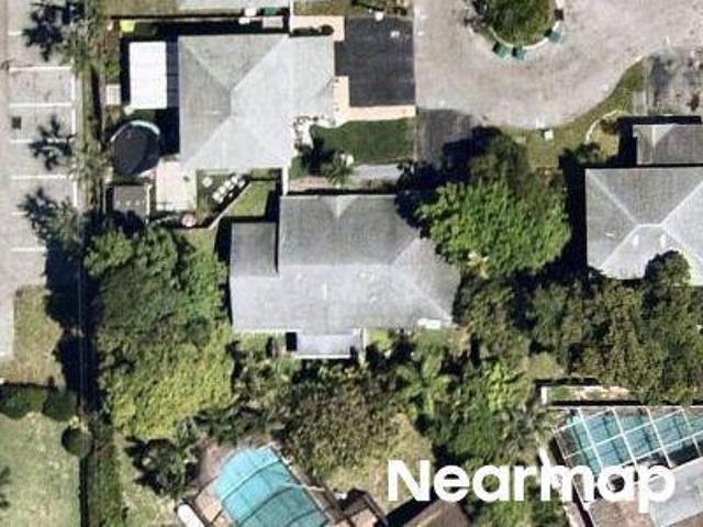 Woodland Point Dr