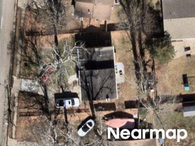 Woodland Rd