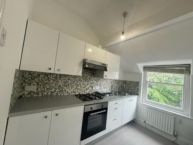 Woodland Road East, Colwyn Bay LL29, 1 bed flat to rent, £695 pcm | PrimeLocation