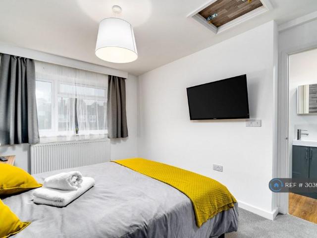 Woodland Road, St. Austell, PL25 1 bed in a house share to rent £595 pcm £137 pw
