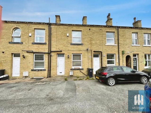 Woodland Square, Brighouse HD6, 1 bed terraced house to rent, £625 pcm | PrimeLocation