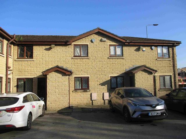 Woodlands Court, Mosley Common Road, Greater Manchester M29, 2 bed flat to rent, £695 pcm | PrimeLocation