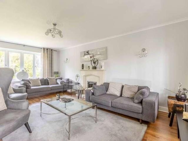 Woodlands Close, Gerrards Cross, SL9