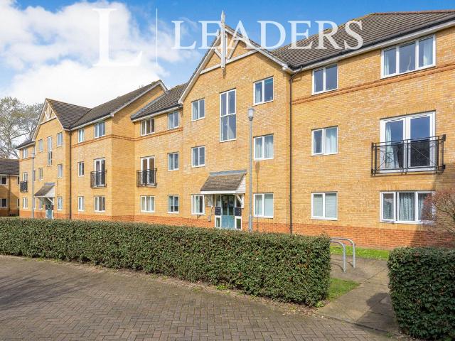 Woodlands Close GU1, 2 bed flat to rent, £1,595 pcm | PrimeLocation
