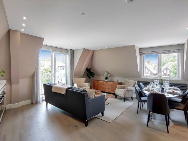 Woodlands, London NW11, 3 bed flat to rent, £3,198 pcm | PrimeLocation