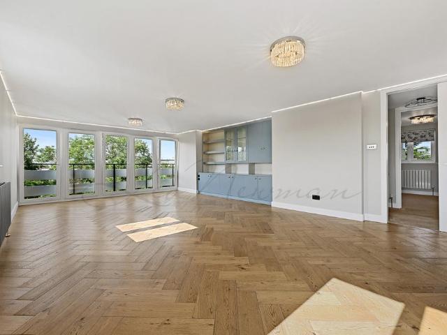 Woodlands, London, NW11 3 bed flat to rent £3,000 pcm £692 pw