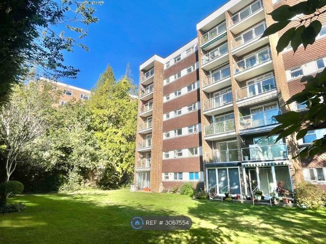 Woodlands, Poole BH13, 2 bed flat to rent, £1,500 pcm | PrimeLocation