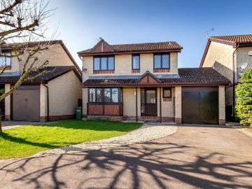 Woodlands Road, Wotton Under Edge GL12 4 bed property to rent £1,695 pcm £391 pw