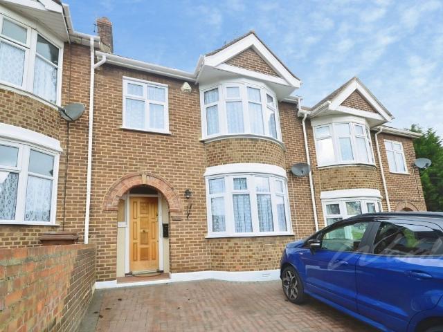 Woodlands Road, Gillingham ME7, 3 bed terraced house to rent, £1,400 pcm | PrimeLocation