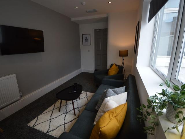 Woodlands Road, Middlesbrough TS1, 6 bed terraced house to rent, £500 pcm | PrimeLocation