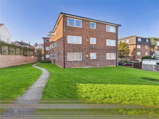 Woodlands Road, Redhill, Surrey RH1, 2 bed flat to rent, £1,450 pcm | PrimeLocation
