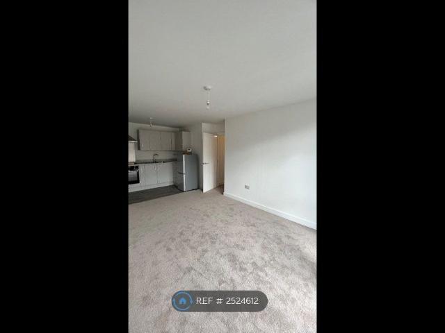 Woodlands Village, Wakefield WF1, 2 bed flat to rent, £875 pcm | PrimeLocation