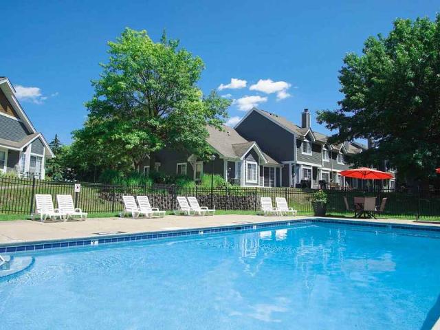 Woodlane Place Townhomes 2 Bedroom Home for Rent at 2187 Cypress Dr, Woodbury, MN 55125
