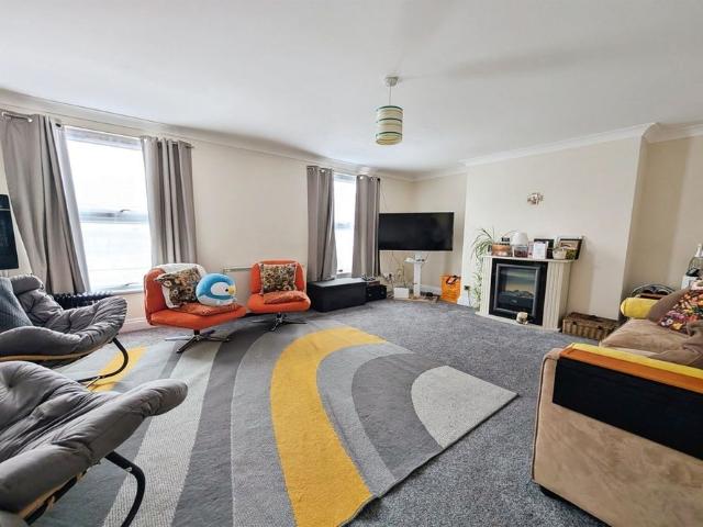 Woodley Road, Southampton, SO19