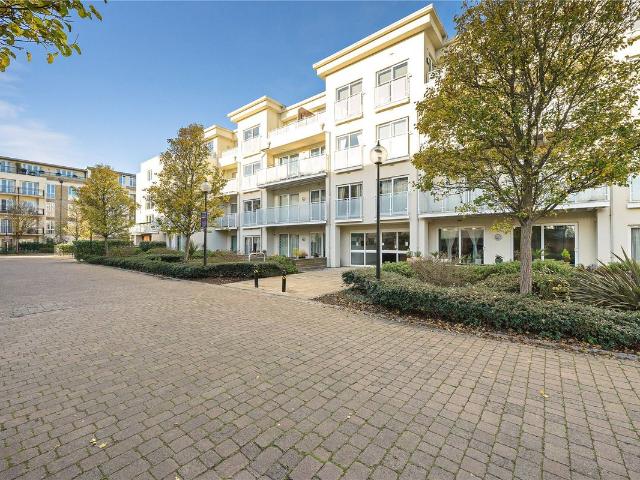 Woodman Mews, Kew, Richmond TW9, 1 bed flat to rent, £2,000 pcm | PrimeLocation