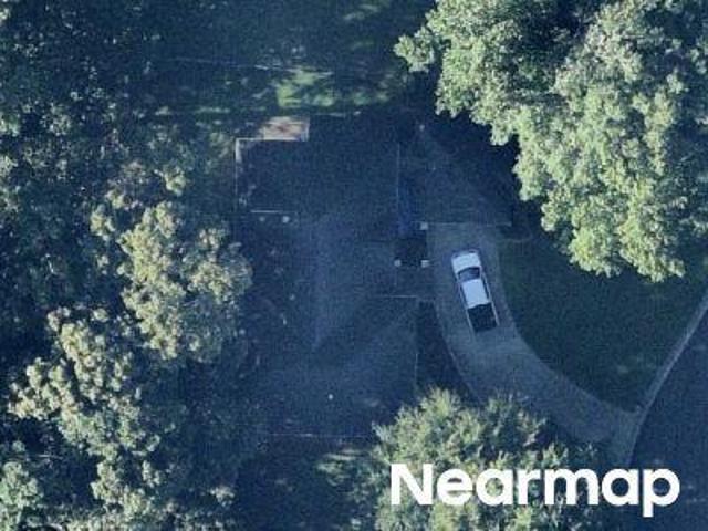 Woodmere Dr