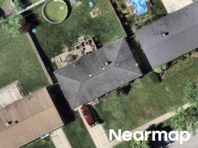 Woodmere Dr