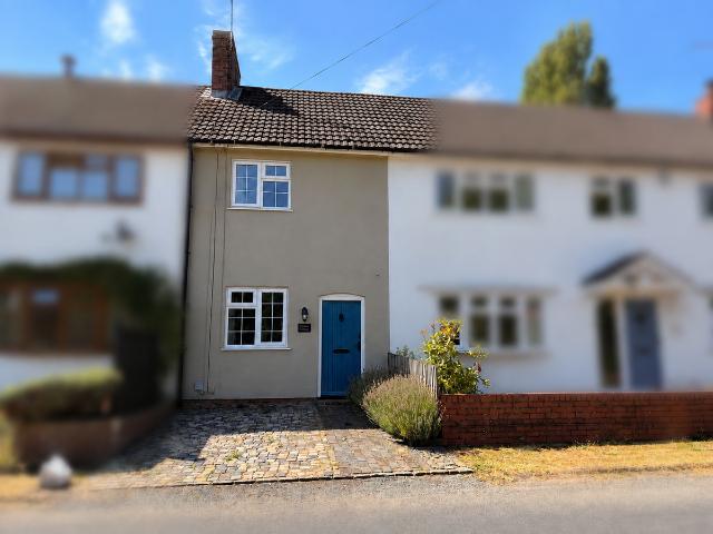 Woodmill, Burton On Trent DE13, 2 bed cottage to rent, £1,250 pcm | PrimeLocation