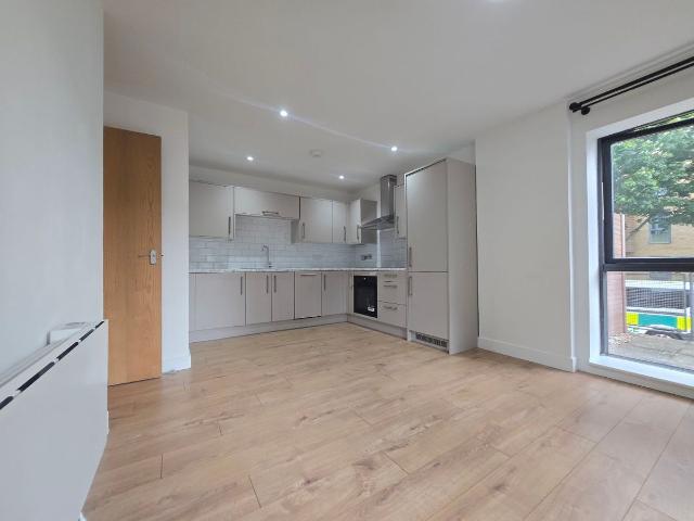 Woodmill Road, London E5, 1 bed flat to rent, £1,900 pcm | PrimeLocation