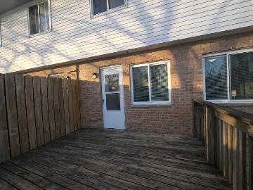 Woods Edge Townhomes 3 Bedroom Apartment for Rent at 1203 Macarthur Rd, Madison, WI 53714
