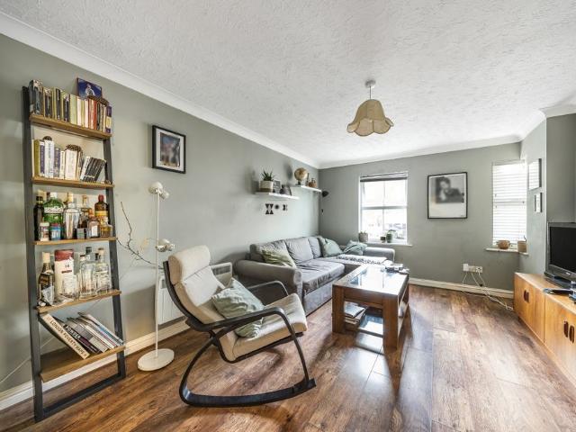 Woods Road, Peckham, London, SE15